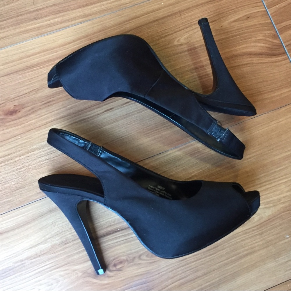 Black peeptoe slingback heels